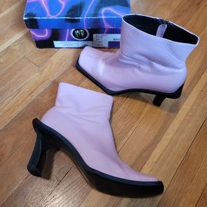 NYLA Pink Oz Boots - 90's